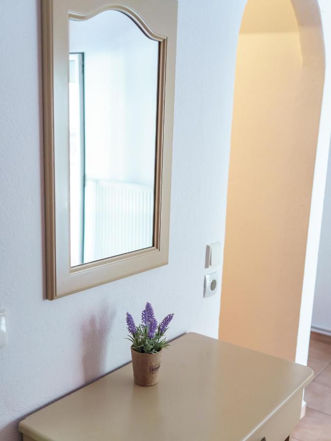 Achilleas Apartments Paralia Skotinis Exterior photo